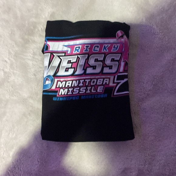 Rickey Weiss Manitoba missile 7 medium sized gildan shirt. - Picture 6 of 6